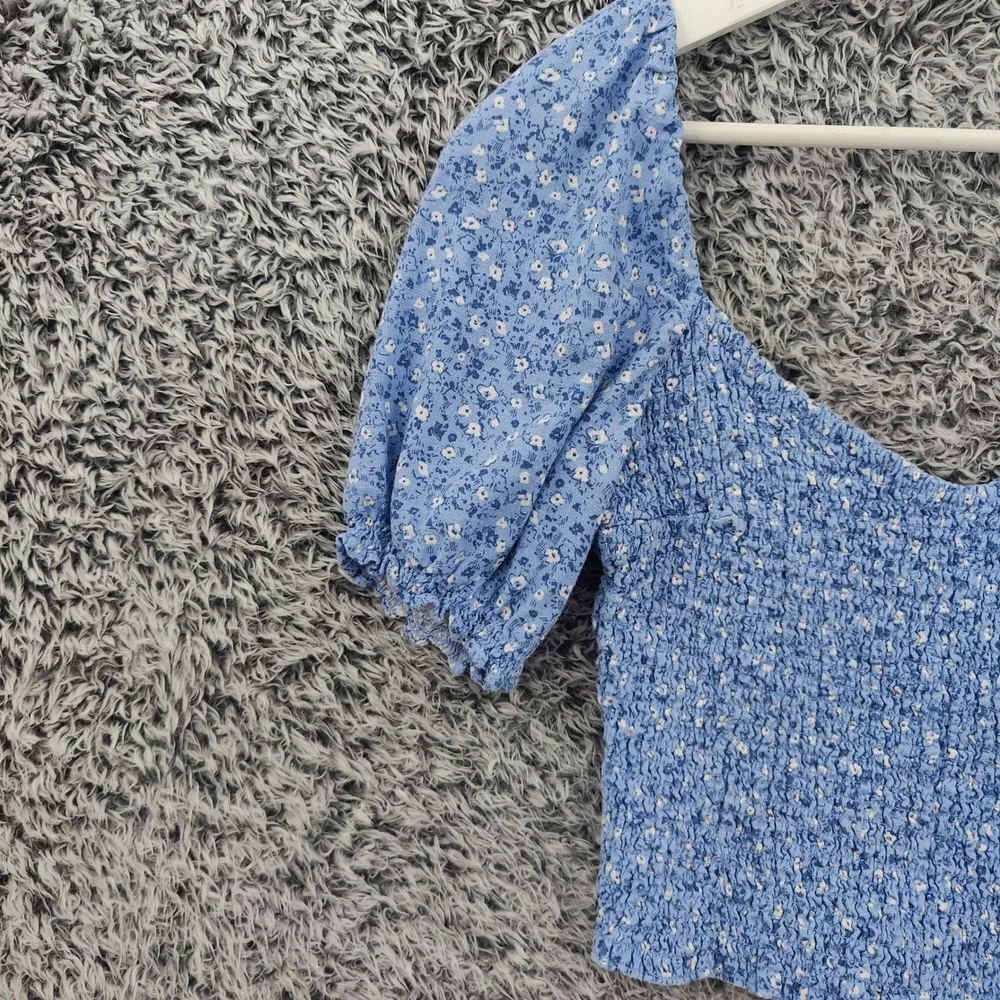 Abercrombie Fitch Womens Cottage Milkmaid Linen Blend Smocked Top M Blue Crop